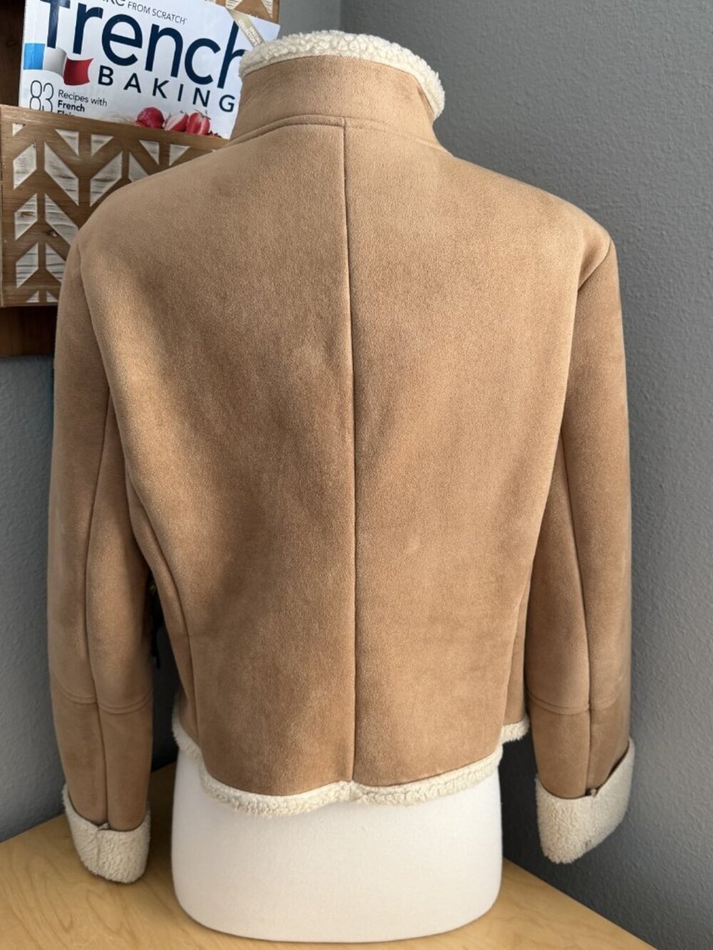 Jones New York Jacket Women's Tan Sherpa Lined Sueded M Boho Coastal Penny Lane - Picture 4 of 5
